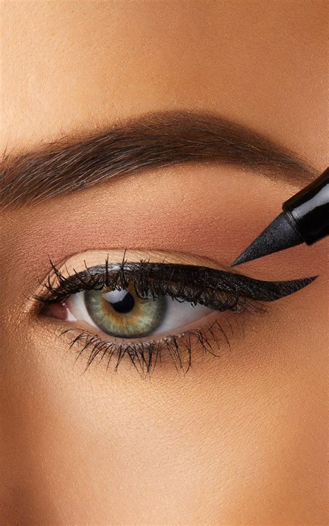 Create Mesmerizing Eyes with the Partially Magical Flick Eyeliner